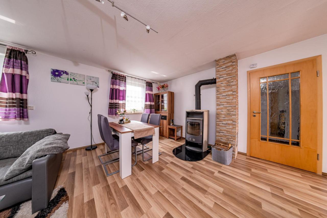 Ferienwohnung Leipzig- Hirschfeld Apartments Buitenkant foto