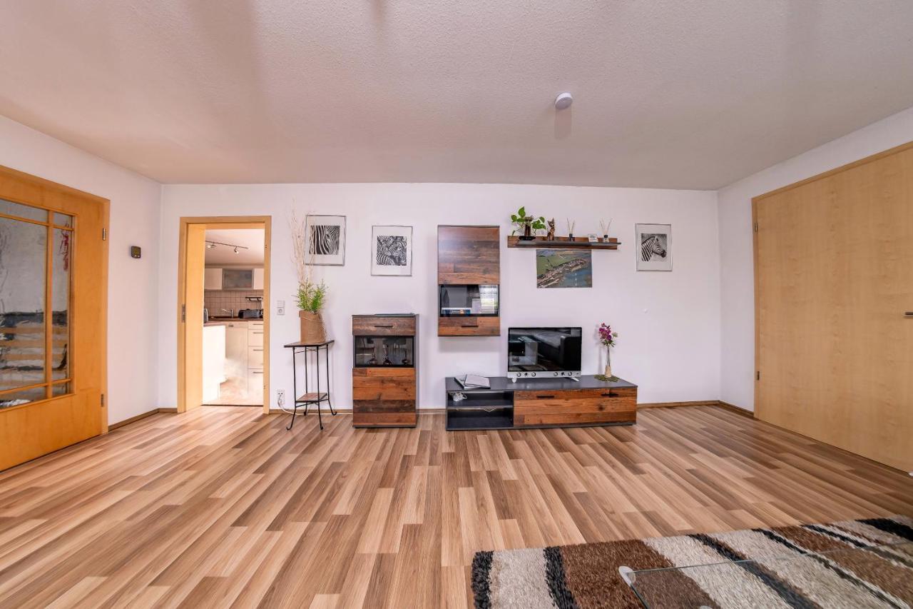 Ferienwohnung Leipzig- Hirschfeld Apartments Buitenkant foto